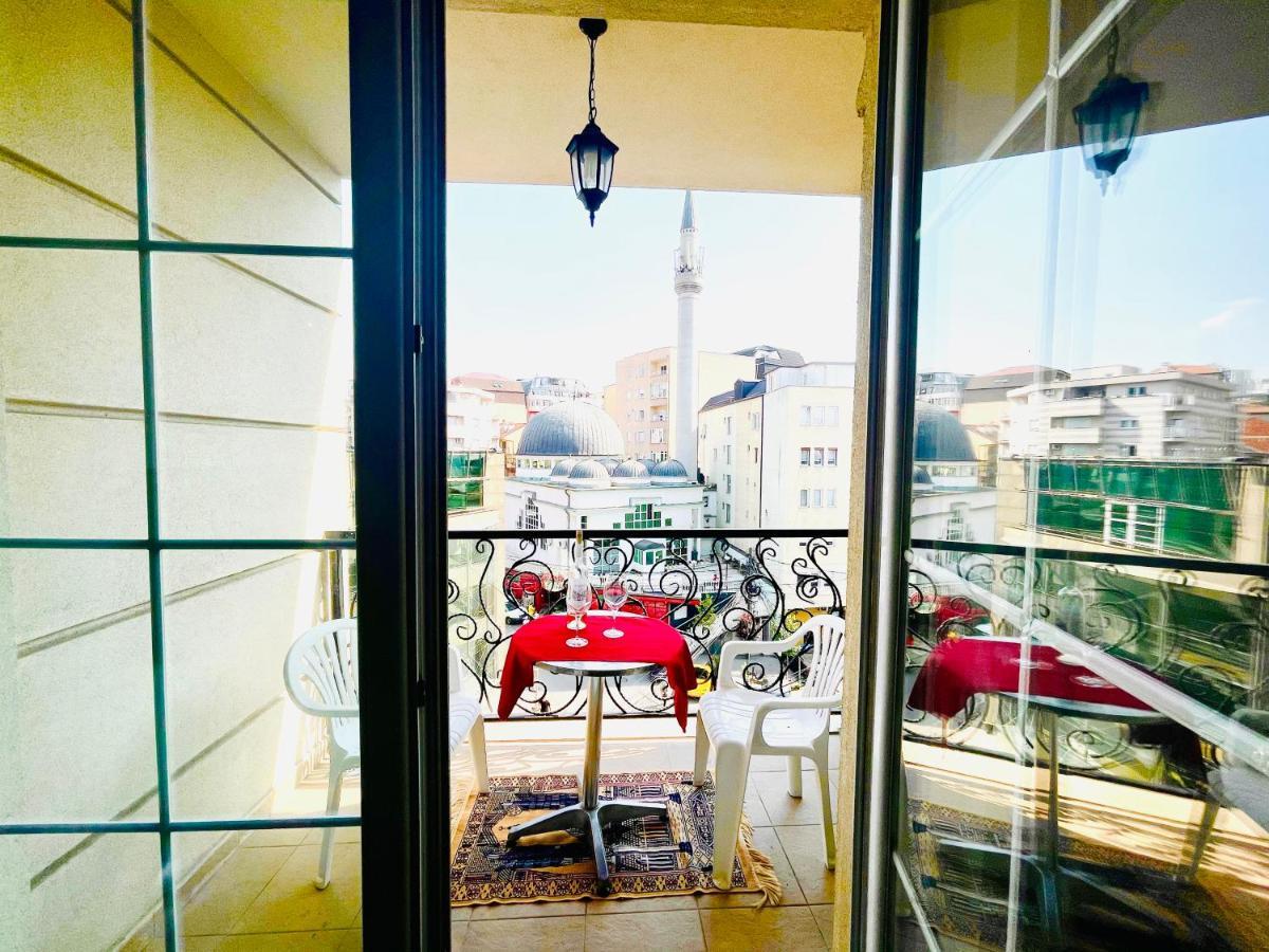 4 Llullat - City Center Apartment Prisztina Zewnętrze zdjęcie