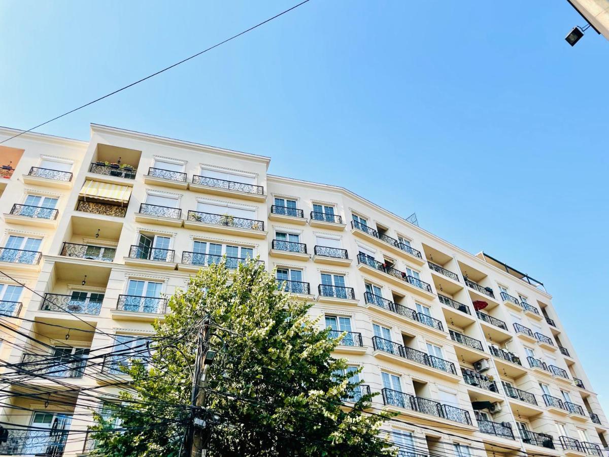 4 Llullat - City Center Apartment Prisztina Zewnętrze zdjęcie
